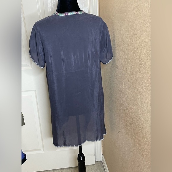 Johnny Was Livana Embroidered Floral Short Sleeve Tunic Gray Med - Picture 2 of 11